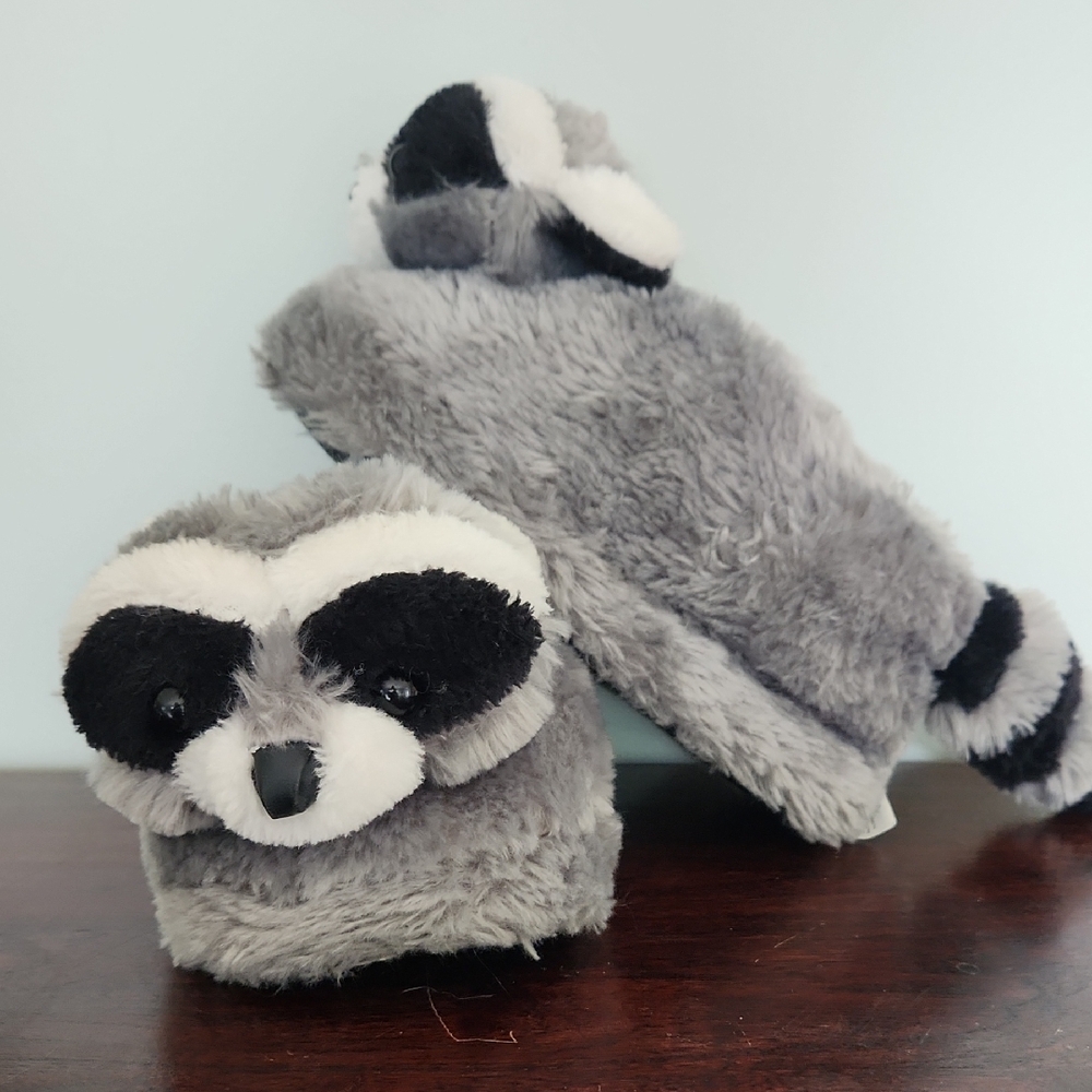 Happy Feet - Gray Raccoon Plush Slippers - Kids Small